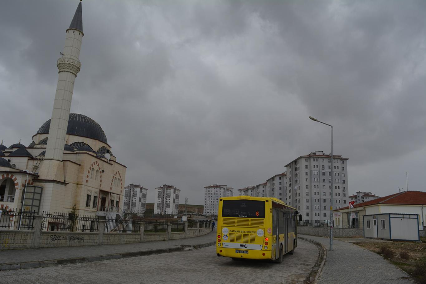 İlk defa seçim yapılacak mahallede onlarca kişi muhtar adayı oldu İlk defa seçim yapılacak mahallede onlarca kişi muhtar adayı oldu